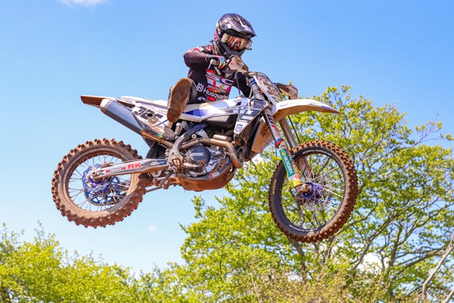 moto-cross