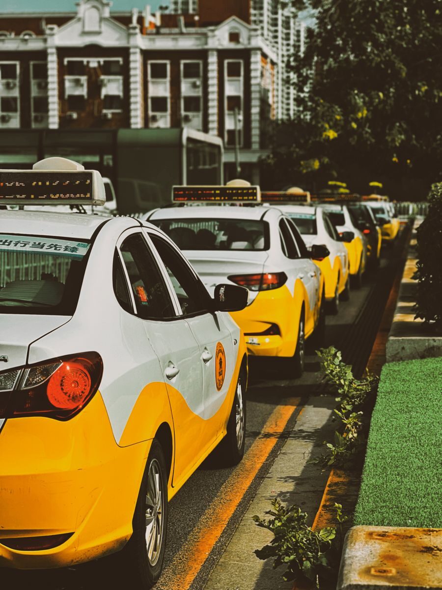 Taxi